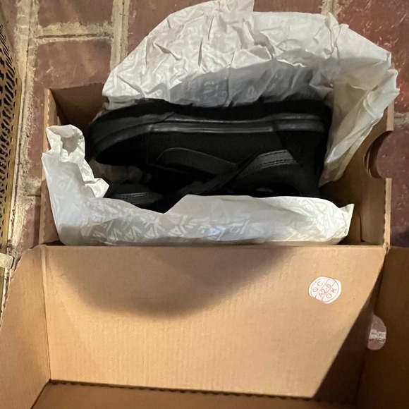 Old Skool Vans - Picture 8 of 9